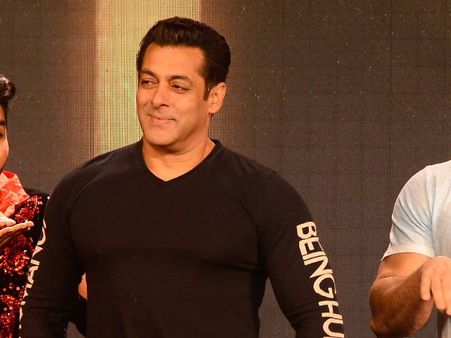 'मैंने भी कई गलतियां की हैं और सॉरी बोला है', सलमान खान ने कबीर बेदी से की बात!