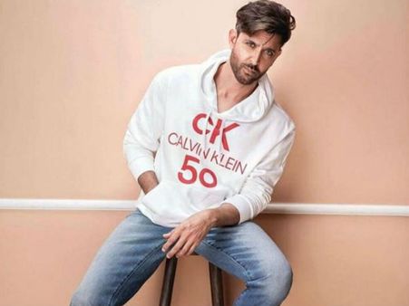 कोविड 19: ऋतिक रोशन ने CINTAA को दी 20 लाख रूपए की मदद, राशन किट भी किये डोनेट