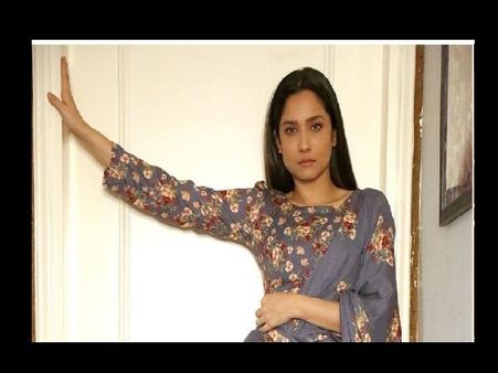 Bigg Boss 15 में रिया चक्रवर्ती के साथ एंट्री, अंकिता लोखंडे भड़कीं- नफरत भेजने में जल्दबाजी दिखा रहे हैं