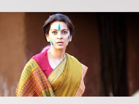 5G नेटवर्ट पर जूही चावला को कोर्ट ने लगाई फटकार, 'पब्लिसिटी के लिए दायर की याचिका'- अर्जी खारिज