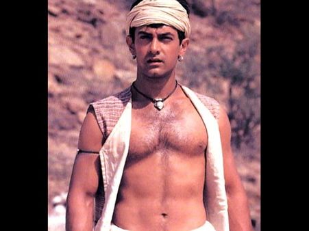 'लगान' के 20 साल: फिल्म की कहानी को हां करने में आमिर खान ने लिये थे 2 साल, खुद शेयर किया किस्सा