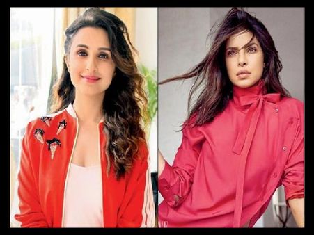 परिणीति चोपड़ा ने ब्लैक बिकिनी में दिखाई ऐसी अदा, बहन प्रियंका चोपड़ा ने बोला- जलन हो रही है
