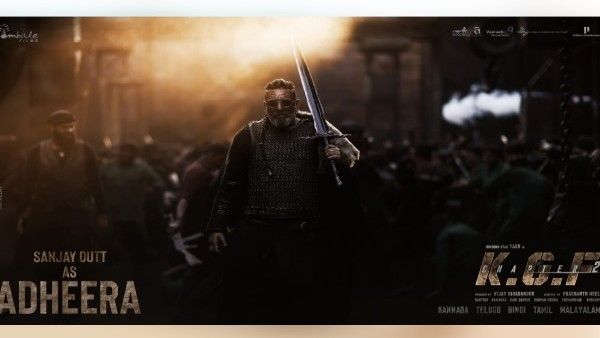 KGF 2 : बर्थडे पर संजय दत्त का खतरनाक अवतार, खलनायक से अधीरा तक- देखिए पावरफुल लुक
