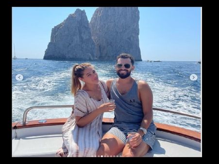 कोरोना में बाॅयफ्रेंड के साथ नरगिस फाखरी का रोमांटिक वेकेशन, अब दिखती हैं ऐसी बोल्ड ब्यूटी