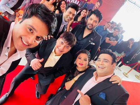 'द कपिल शर्मा शो'- शुरु हुई नए सीजन की शूटिंग, कपिल शर्मा ने पूरी टीम के साथ शेयर की तस्वीरें, कहा- नई शुरुआत