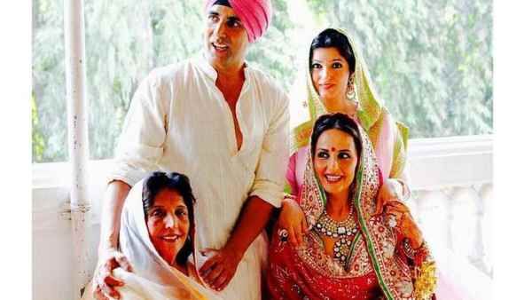 अक्षय कुमार ने यूं किया बहन अलका भाटिया को रक्षाबंधन विश, वायरल हो रही हैं बहन की शादी से तस्वीरें