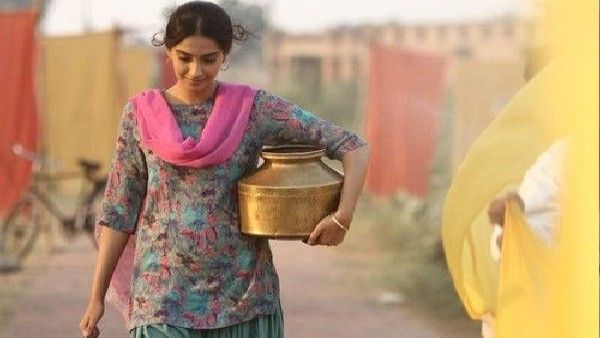 भाग मिल्खा भाग में सोनम कपूर की फीस थी 11 रुपए, राकेश ओमप्रकाश मेहरा ने खोला बड़ा राज!