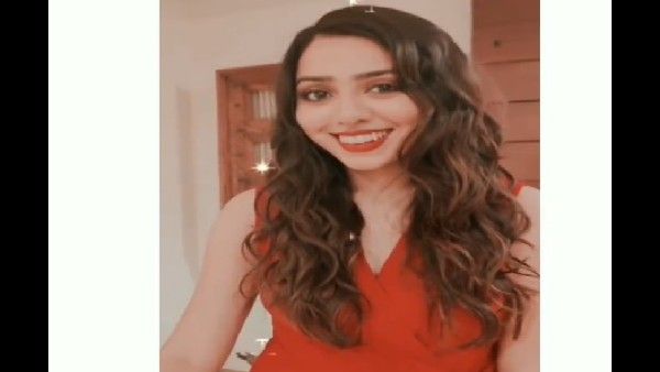 बड़े दांत वाली बोलकर 'तारक मेहता' की पुरानी सोनू की बुरी तरह बॉडी शेमिंग, शेयर किया VIDEO