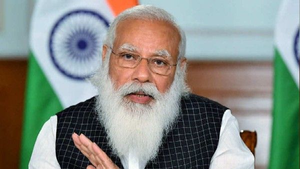 अक्षय कुमार और माधुरी दीक्षित समेत इन बॉलीवुड सितारों ने पीएम मोदी को दीं जन्मदिन की बधाई!