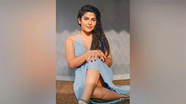 निधि भानुशाली की इतनी HOT तस्वीर फैंस ने की वायरल, ब्लैक ब्रा में आयीं नजर