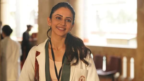 रकुल प्रीत सिंह ने 'डॉक्टर जी' के लिए मेडिकल क्लास में लिया था एडमिशन; फर्स्ट लुक हुआ रिलीज़!