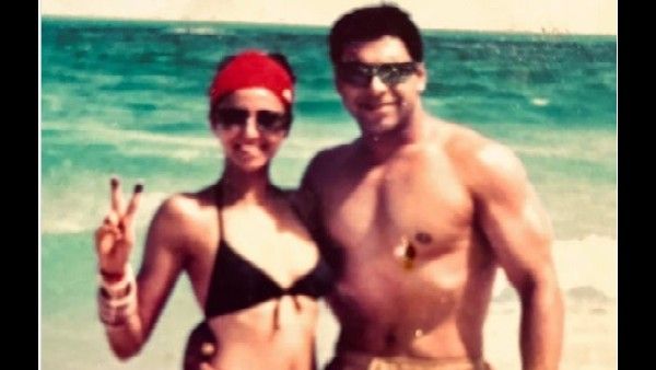 हनीमून पर राम कपूर की जबरदस्त बॅाडी की थ्रोबैक फोटो , बिकिनी में पत्नी गौतमी कपूर