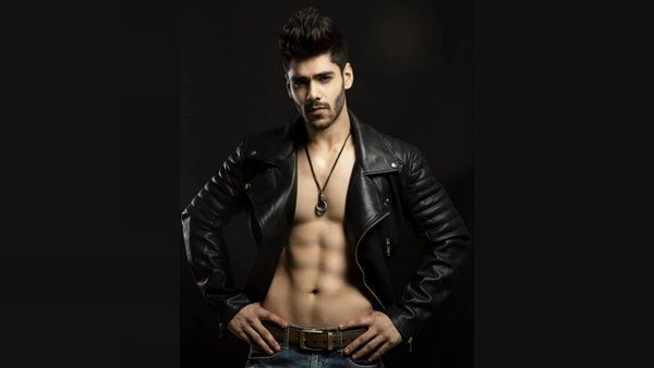 कौन हैं सिंबा नागपाल? 'बिग बॉस 15' के इस प्रतियोगी की तुलना सलमान खान से होती थी!