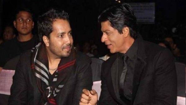 आर्यन खान ड्रग केस : बॅालीवुड की चुप्पी पर भड़के मीका सिंह- सबके बच्चे अंदर जायेंगे तब एकता दिखायेंगे?