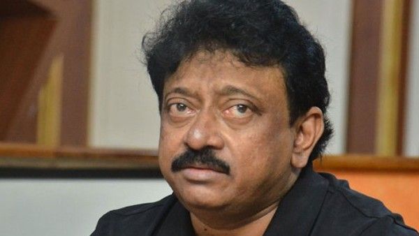 राम गोपाल वर्मा ने देवी पर चढ़ाई शराब, फोटो के साथ लिखा- मैं केवल वोदका पीता हूं