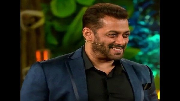 Bigg Boss 15 Premier LIVE: टाइगर सलमान की धमाकेदार एंट्री, फाइनल कंटेस्टेंट्स, रविवार को बड़ा खुलासा