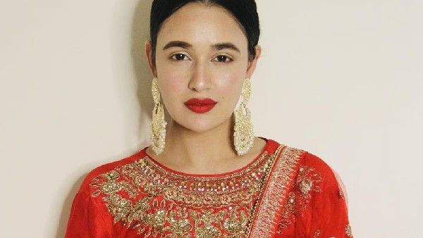 जातिगत टिप्पणी मामला: बिग बॉस की पूर्व कंटेस्टेंट युविका चौधरी गिरफ्तार, मिली अंतरिम जमानत