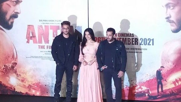 अंतिम के ट्रेलर लॉन्च में बोले आयुष शर्मा, 'सलमान खान मेरे बड़े भाई जैसे हैं, मेरे आदर्श हैं'