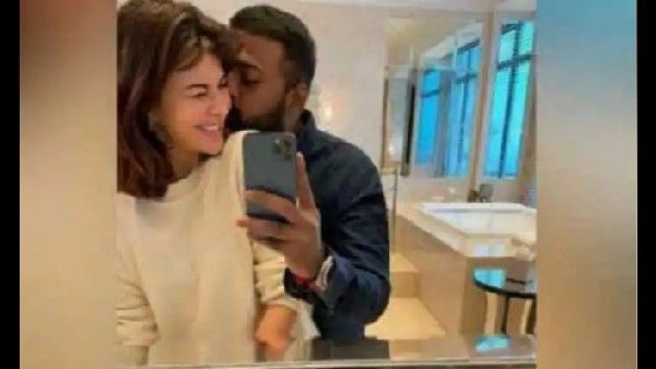 200 करोड़ के धोखाधड़ी के आरोपी सुकेश चंद्रशेखर के साथ जैकलीन फर्नांडिस की रोमांटिक फोटो Leak