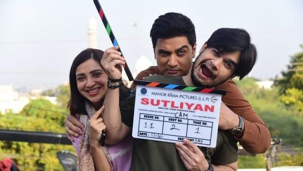 ZEE5 की नई सीरीज सुतलियां का ऐलान, शिव पंडित और विवान शाह द्वारा अभिनीत- डिटेल