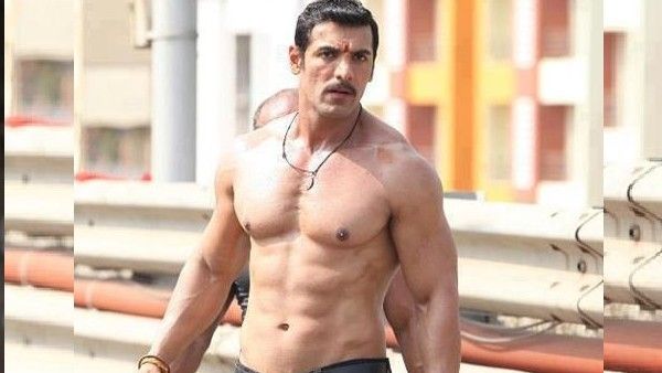 पठान में विलेन जॉन अब्राहम का कैसा होगा लुक, एक्टर ने खुद दे डाली अपने किरदार की सबसे बड़ी जानकारी!