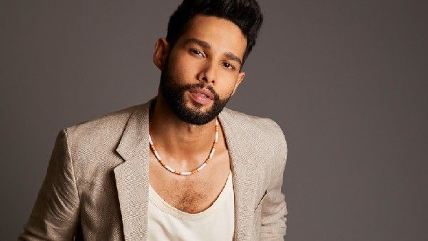 'सिर्फ दर्शकों से मिलने वाले प्यार की बदौलत ही आउटसाइडर्स बॉलीवुड में सर्वाइव कर सकते हैं'