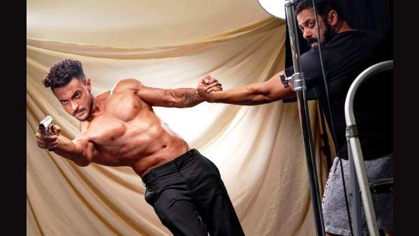 आयुष शर्मा ने सलमान खान के साथ शेयर की एक अनदेखी तस्वीर, लिखा एक खास 'थैंक यू' नोट