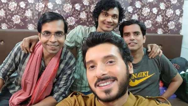 मिर्ज़ापुर सीरीज़ के ललित, एक्टर ब्रह्म स्वरूप मिश्रा अपने घर में मृत पाए गए, को एक्टर्स ने निधन पर जताया शोक