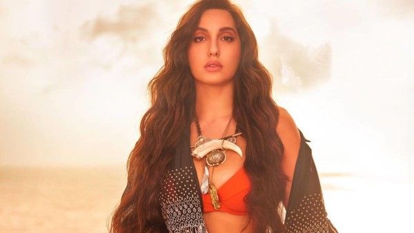 कोरोना से ठीक होकर दुबई में नोरा फतेही ने बिकिनी में दिखाया कातिलाना लुक, देखिए बवाल VIDEO