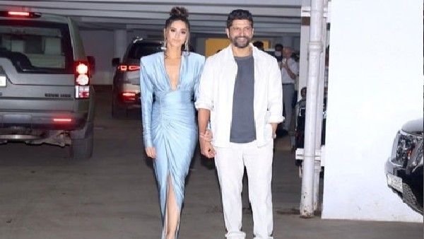 रितेश सिधवानी ने फरहान अख्तर और शिबानी दांडेकर के लिए ग्रैंड डिनर किया होस्ट, सितारों का दिखा जमावड़ा!