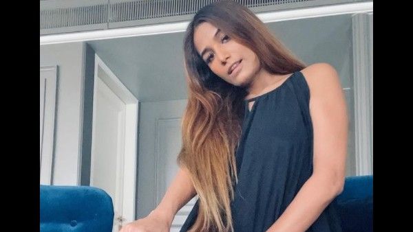 कंगना रनौत के शो 'लॉक अप' में 24 घंटे लाइव पूनम पांडे, न्यूड होकर मचाया था बवाल, देखिए फोटो