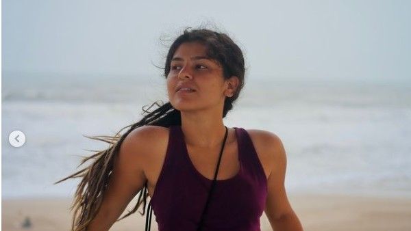 ब्रा पहनकर तारक मेहता की सोनू निधि भानुशाली ने दिखाई सेल्फी, अकेले में देखिए 5 कातिलाना फोटो