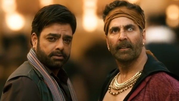 'बच्चन पांडे' का गाना सारे बोलो बेवफा VIDEO : अक्षय कुमार की एनर्जी देख झूम उठेंगे आप!