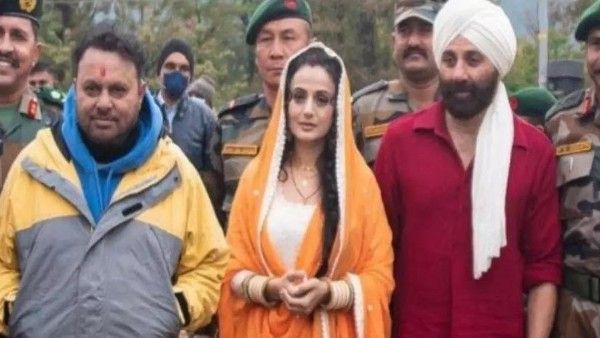 सनी देओल की 'गदर 2' की शूटिंग, सेट पर सैकड़ों जूनियर कलाकारों का हंगामा, गंभीर आरोप, बवाल !