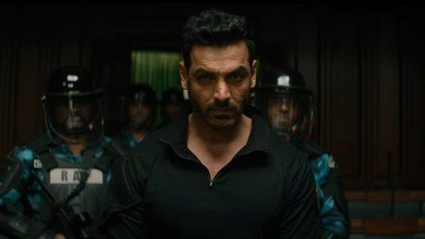 RRR का Box Office पर तूफान, अटैक को झटका, ओटीटी पर जॉन अब्राहम बोले- बड़े पर्दे का हीरो हूं