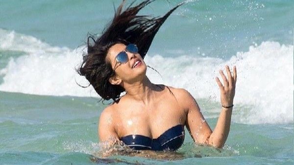 प्रियंका चोपड़ा के न्यूयॉर्क वाले रेस्तरां में खाना खाने पहुंच गए ये फिल्ममेकर, अभिनेत्री ने कही ये बात!