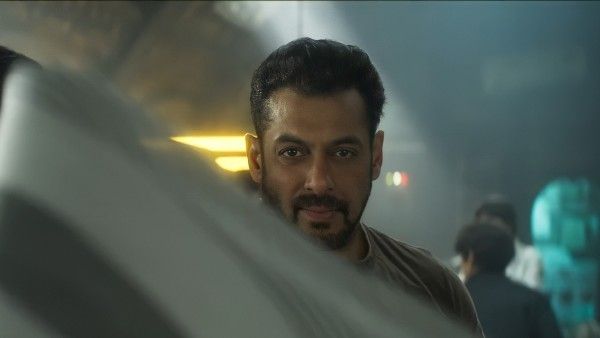 'ईद पर बॉक्स ऑफिस तो सिर्फ सलमान खान का ही है', ट्विटर पर ट्रेंड हुए मेगास्टार!