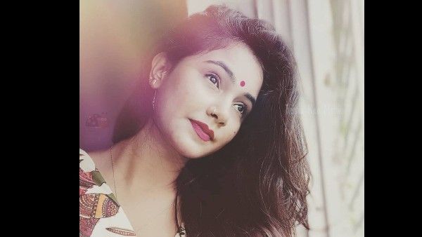 MMS कांड के बाद त्रिशा कर मधु के कार Video ने मचाई सनसनी, बोला- माफी मांगो मुझसे