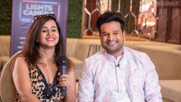 LightsCameraJosh: टॉप कंटेंट क्रिएटर्स ने वाराणसी में जोश की सबसे बड़ी बैठक का आनंद लिया!