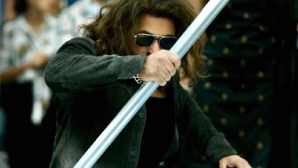 कभी ईद कभी दिवाली पर टूटा दिक्कतों का पहाड़, सबने छोड़ी फिल्म - रूकी शूटिंग, Ghost Direct करेंगे सलमान खान