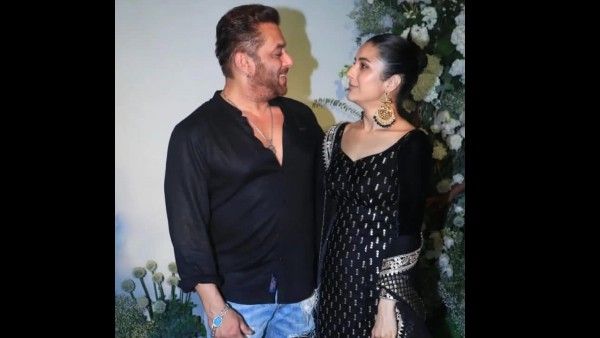 ईद पार्टी में सुपरहिट हुई सलमान खान- शहनाज गिल की जोड़ी, दिखा सबसे अनोखा रिश्ता VIDEO