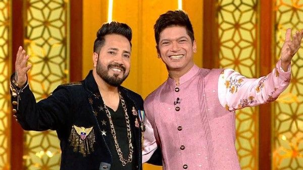 'स्वयंवर - मीका दी वोटी' के सेट पर हुआ शान और मीका सिंह की अटूट दोस्ती का खुलासा