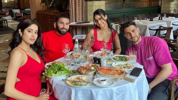 एम्सटर्डम में दोस्तों के साथ एन्जॉय करती दिखीं जान्हवी कपूर और अजय देवगन की बेटी नीसा, शेयर की PICS