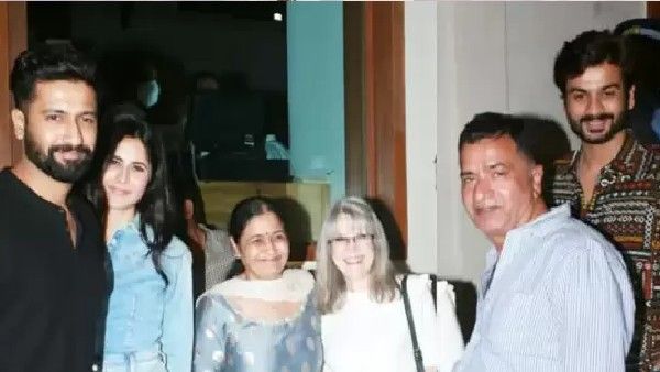 प्रेगनेंसी में कैटरीना कैफ कैमरों से छिप कर यूं बिता रही हैं समय - सास ससुर के लिए सीख रही हैं खाना बनाना