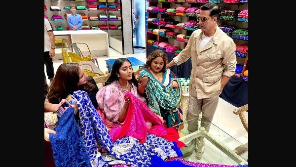 Raksha Bandhan: अक्षय कुमार ने ऑन स्क्रीन बहनों को कराई शॉपिंग, सभी को दिया खास गिफ्ट