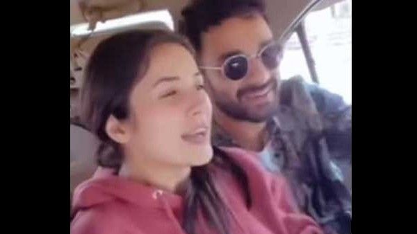 राघव जुयाल के साथ अफेयर के सवाल पर शहनाज गिल का मुंहतोड़ जवाब- क्या हम रिश्ते में हैं?