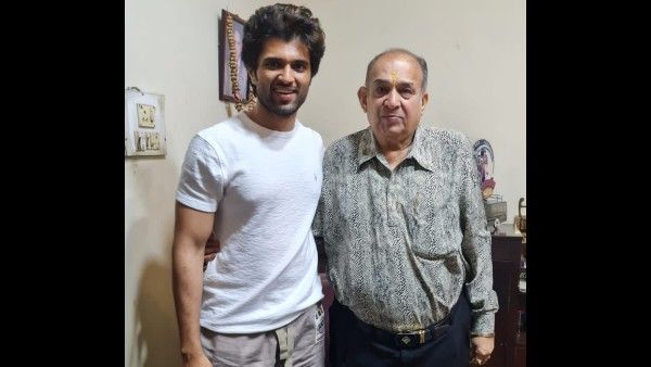 मैंने सिर्फ अमिताभ बच्चन और अब विजय देवरकोंडा से सॉरी बोला है-थिएटर मालिक मनोज देसाई