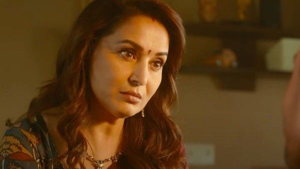 माधुरी दीक्षित की पहली इंडियन ओरिजिनल मूवी मजा मा का ट्रेलर लॉन्च किया