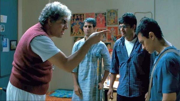 बॉलीवुड की इन फिल्मी टीचर्स ने कभी दिखाई सख्ती तो कभी दोस्त की तरह अपने स्टूडेंट्स का थामा हाथ