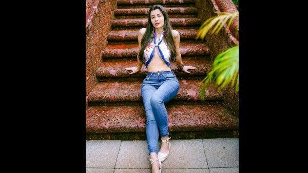 टू पीस बिकिनी में अरबाज खान की गर्लफ्रेंड जॉर्जिया का सबसे सेक्सी फोटोशूट, दिखाया अपना फिगर